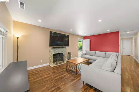 724 Lockwood Dr, Vallejo, CA 94591 photo 18