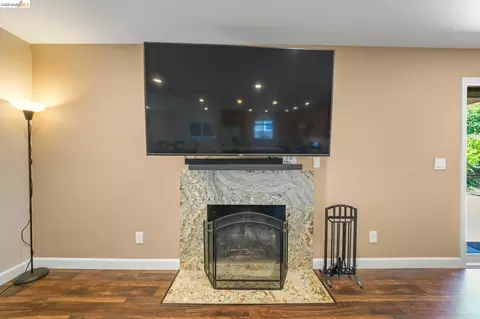 724 Lockwood Dr, Vallejo, CA 94591 photo 21