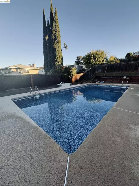 2374 Silver Creek Cir, Antioch, CA 94509
