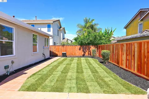 Exterior - 2245 Sabrina Way, Tracy, CA 95377 photo 8 of 11