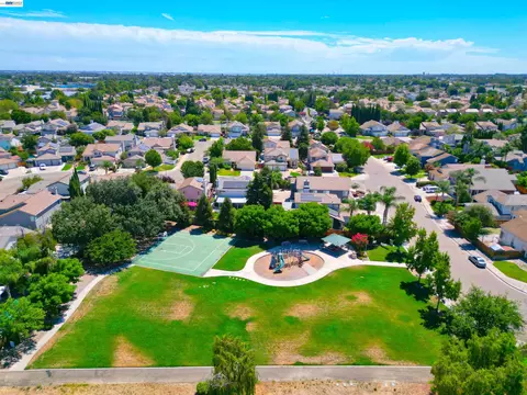 View/Area - 2245 Sabrina Way, Tracy, CA 95377 photo 8 of 8