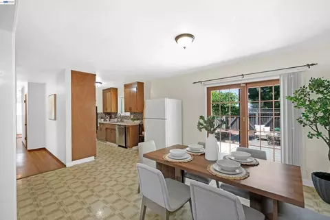 Dining - 885 Devonshire Ave, San Leandro, CA 94579 photo 2 of 4
