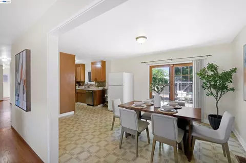 Dining - 885 Devonshire Ave, San Leandro, CA 94579 photo 1 of 4