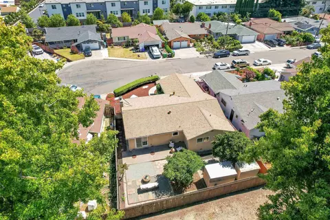 View/Area - 885 Devonshire Ave, San Leandro, CA 94579 photo 3 of 6