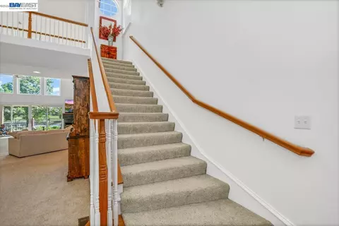 Entry Way - 82 Edgeview Ct, Discovery Bay, CA 94505 photo 3 of 4