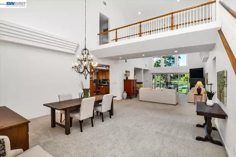 Dining - 82 Edgeview Ct, Discovery Bay, CA 94505 photo 1 of 3