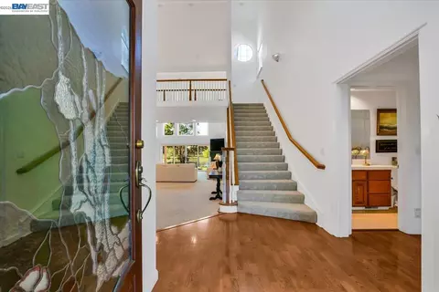 Entry Way - 82 Edgeview Ct, Discovery Bay, CA 94505 photo 1 of 4