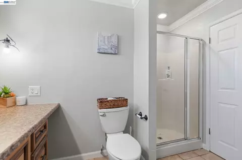 Bath - 15940 Warfield Rd, Lathrop, CA 95330 photo 1 of 3