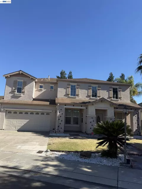 1016 Cypress Run Dr, Stockton, CA 95209