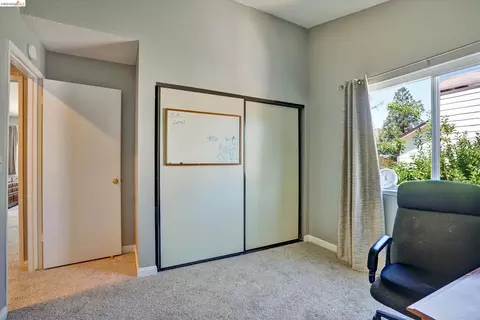 Bedroom - 113 Pierre Ct, Vallejo, CA 94591 photo 6 of 6