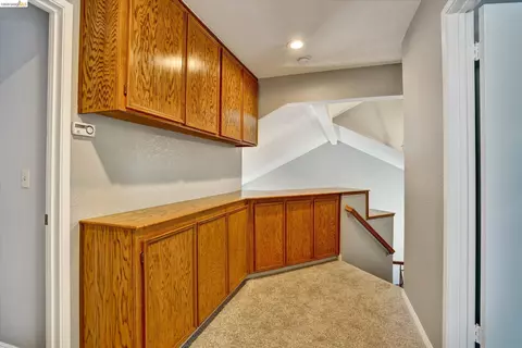 Entry Way - 113 Pierre Ct, Vallejo, CA 94591 photo 2 of 2