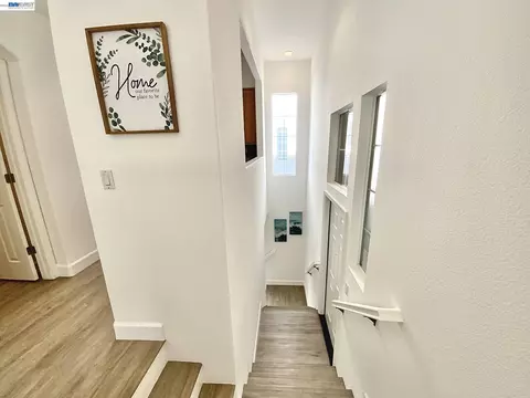 Entry Way - 831 Heavenly Pl, Milpitas, CA 95035 photo 2 of 3