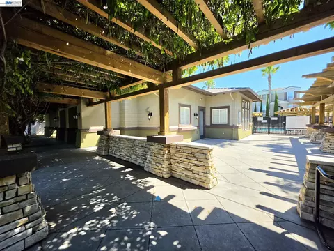Exterior - 831 Heavenly Pl, Milpitas, CA 95035 photo 11 of 19
