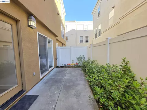 Exterior - 831 Heavenly Pl, Milpitas, CA 95035 photo 5 of 19