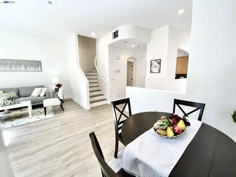 Dining - 831 Heavenly Pl, Milpitas, CA 95035 photo 1 of 2