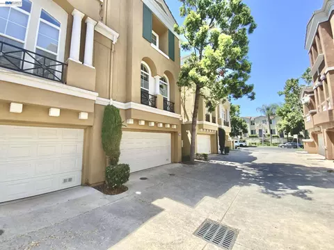 Exterior - 831 Heavenly Pl, Milpitas, CA 95035 photo 3 of 19