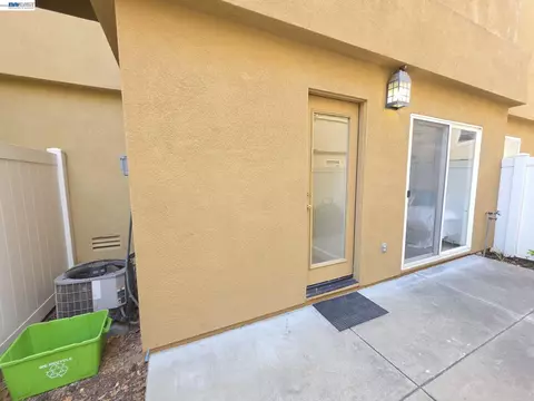 Exterior - 831 Heavenly Pl, Milpitas, CA 95035 photo 4 of 19