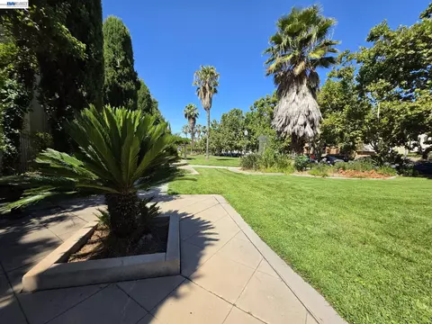 Exterior - 831 Heavenly Pl, Milpitas, CA 95035 photo 18 of 19