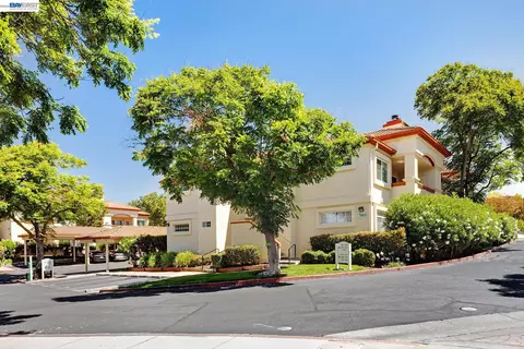 Exterior - 7003 Stagecoach Rd #D, Dublin, CA 94568 photo 5 of 41