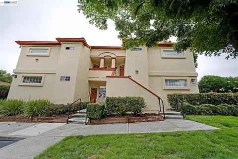 Exterior - 7003 Stagecoach Rd #D, Dublin, CA 94568 photo 4 of 41
