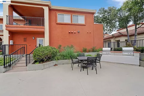 Exterior - 7003 Stagecoach Rd #D, Dublin, CA 94568 photo 28 of 41