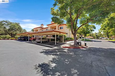 Exterior - 7003 Stagecoach Rd #D, Dublin, CA 94568 photo 40 of 41