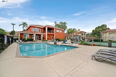 Exterior - 7003 Stagecoach Rd #D, Dublin, CA 94568 photo 22 of 41