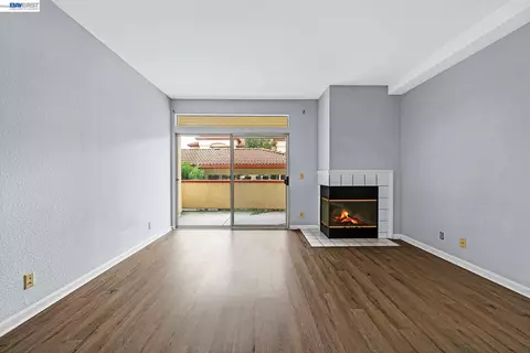 Living - 7003 Stagecoach Rd #D, Dublin, CA 94568 photo 5 of 8