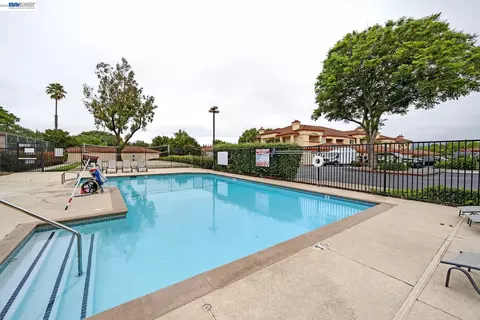 Exterior - 7003 Stagecoach Rd #D, Dublin, CA 94568 photo 19 of 41