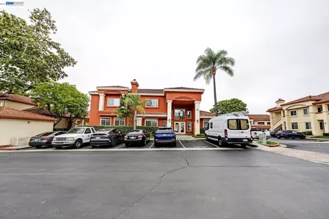 Exterior - 7003 Stagecoach Rd #D, Dublin, CA 94568 photo 17 of 41