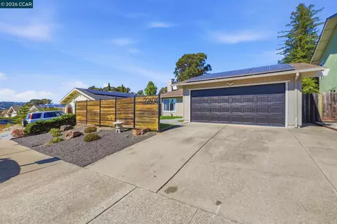 22604 Mossy Rock Dr, Fairview, CA 94541