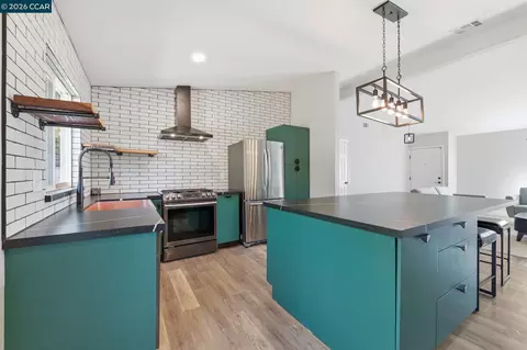 22604 Mossy Rock Dr, Fairview, CA 94541 photo 8