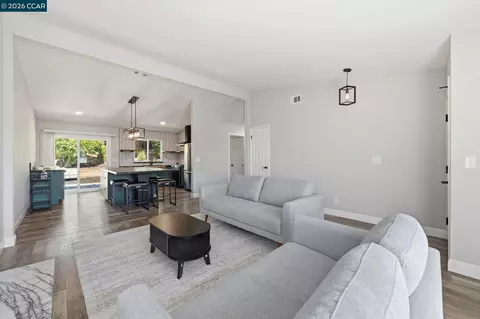 22604 Mossy Rock Dr, Fairview, CA 94541 photo 5