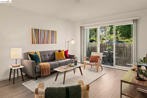 385 Jayne Ave #105, Oakland, CA 94610