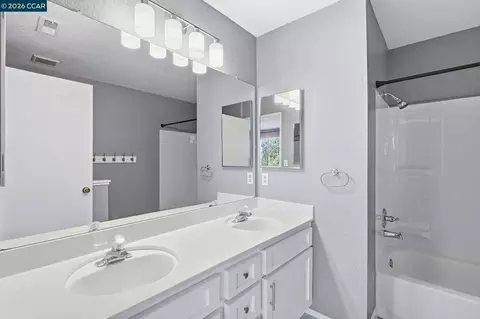 Bath - 110 Wildes Ct, Bay Point, CA 94565 photo 1 of 3