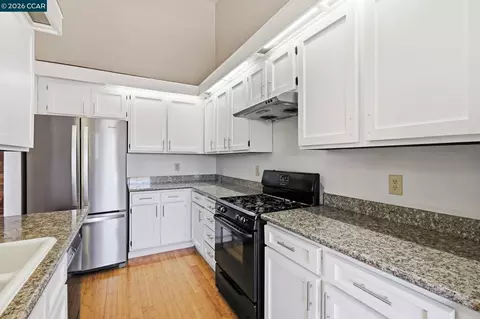 Kitchen - 110 Wildes Ct, Bay Point, CA 94565 photo 2 of 3
