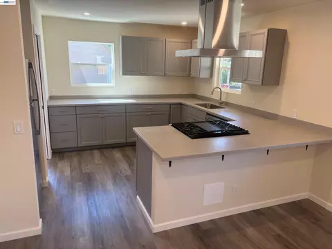 Kitchen - 1015 Ruby Ct, Santa Rosa, CA 95407 photo 1 of 2