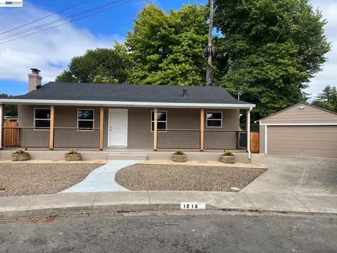 1015 Ruby Ct, Santa Rosa, CA 95407 photo 1