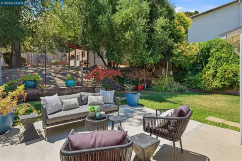Exterior - 210 Vista Way, Martinez, CA 94553 photo 9 of 13