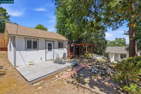 Exterior - 210 Vista Way, Martinez, CA 94553 photo 12 of 13