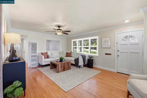 Living - 210 Vista Way, Martinez, CA 94553 photo 1 of 4
