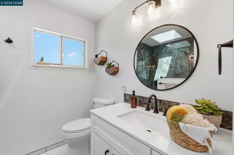 Bath - 210 Vista Way, Martinez, CA 94553 photo 1 of 3
