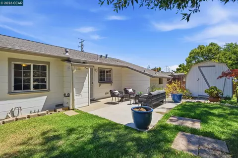 Exterior - 210 Vista Way, Martinez, CA 94553 photo 6 of 13