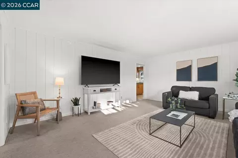 Living - 114 Combs Ln, Vallejo, CA 94590 photo 3 of 8