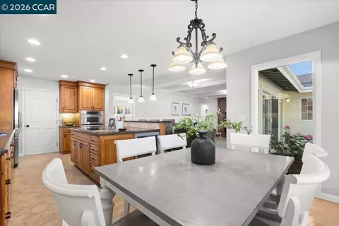 Dining - 114 Combs Ln, Vallejo, CA 94590 photo 3 of 3