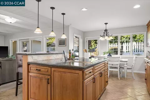 Kitchen - 114 Combs Ln, Vallejo, CA 94590 photo 7 of 11
