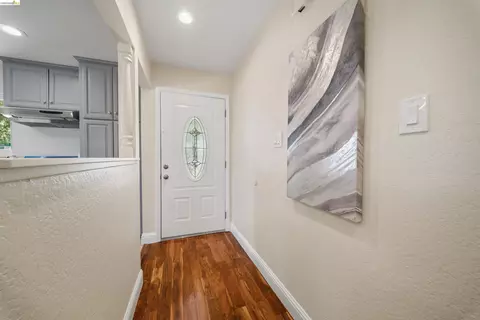 Entry Way - 1864 Canton, Milpitas, CA 95035 photo 1 of 3