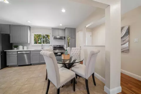 Dining - 1864 Canton, Milpitas, CA 95035 photo 1 of 1
