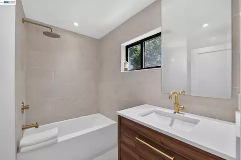 Bath - 23884 Madeiros Ave, Fairview, CA 94541 photo 2 of 3