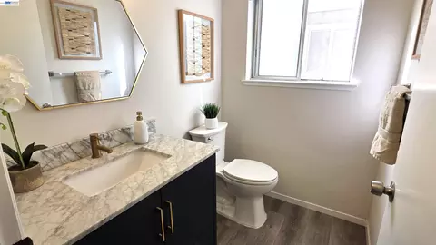 Bath - 37856 Bright Cmn, Fremont, CA 94536 photo 1 of 3